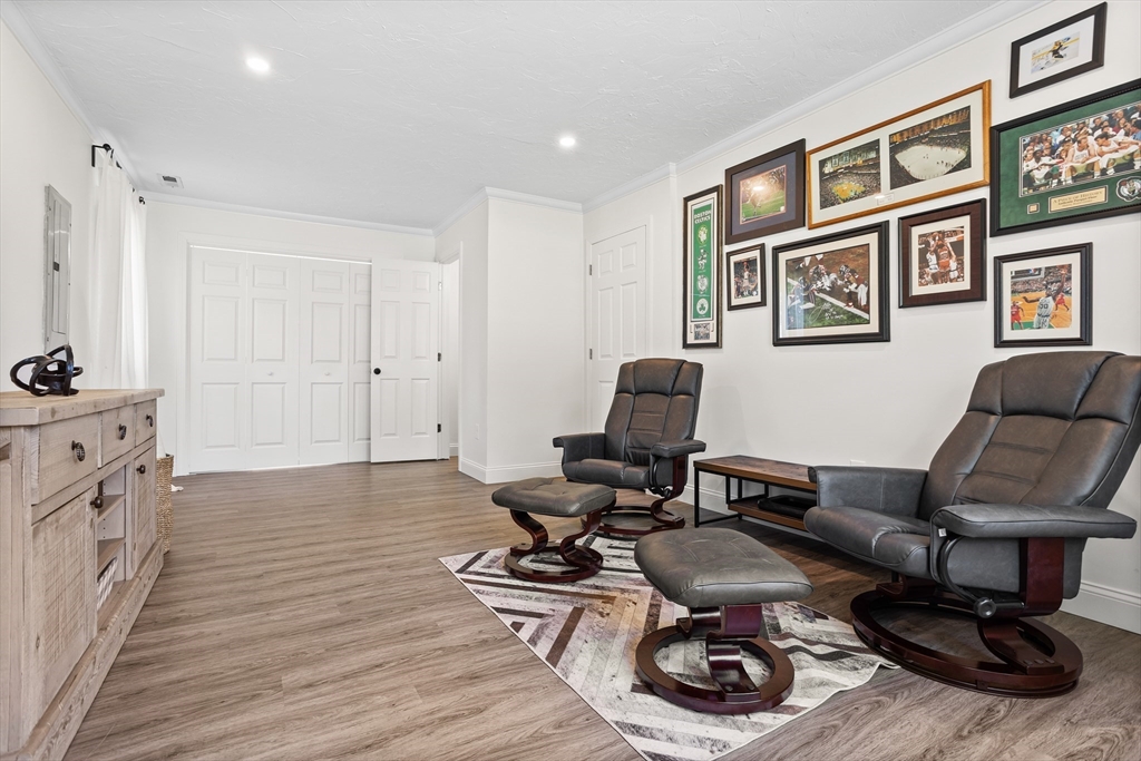155 King Street
