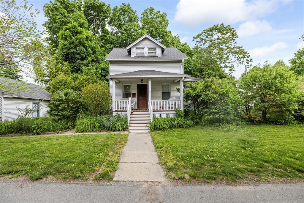 10 Barnes Place