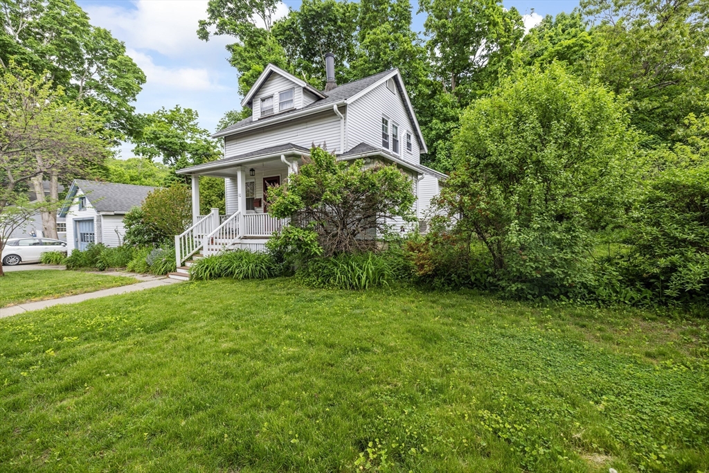 10 Barnes Place