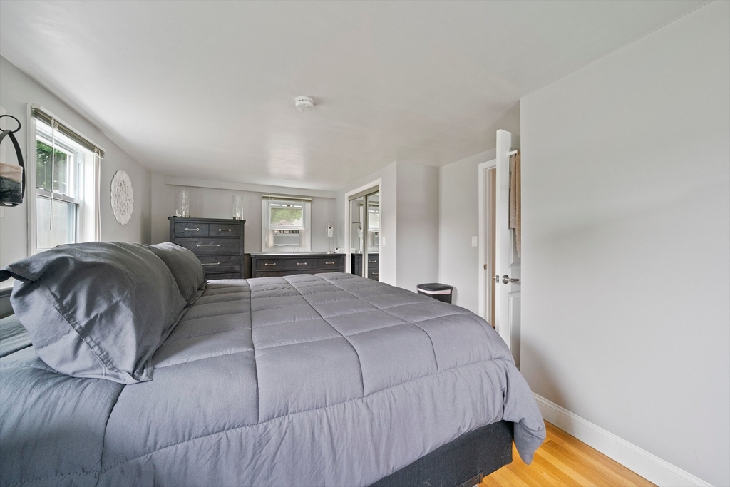 55 Solar Ave