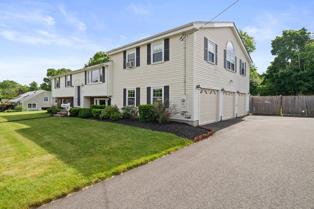 55 Solar Ave