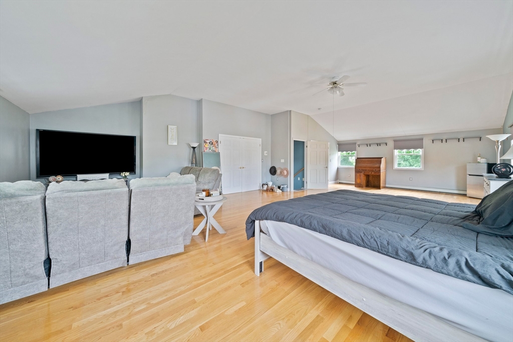 55 Solar Ave