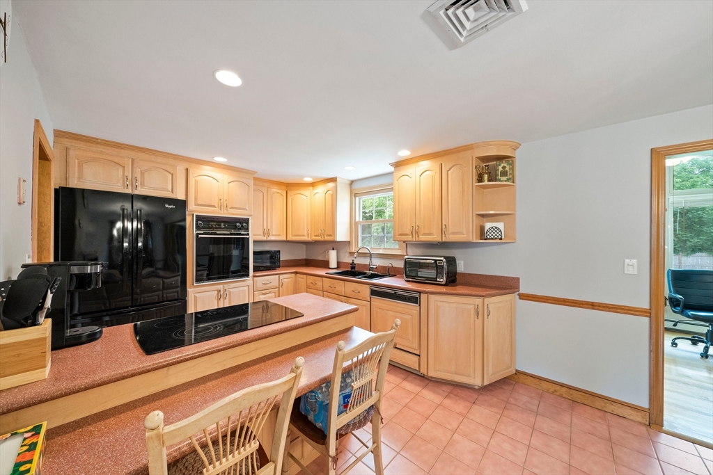 55 Solar Ave