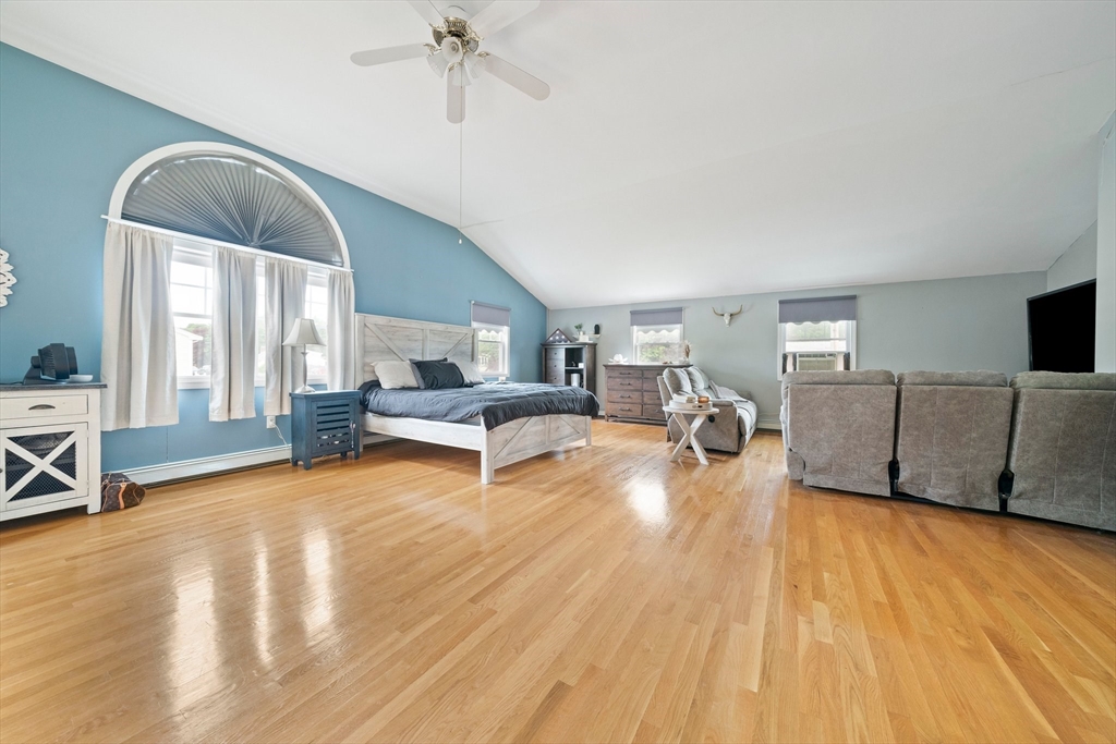 55 Solar Ave