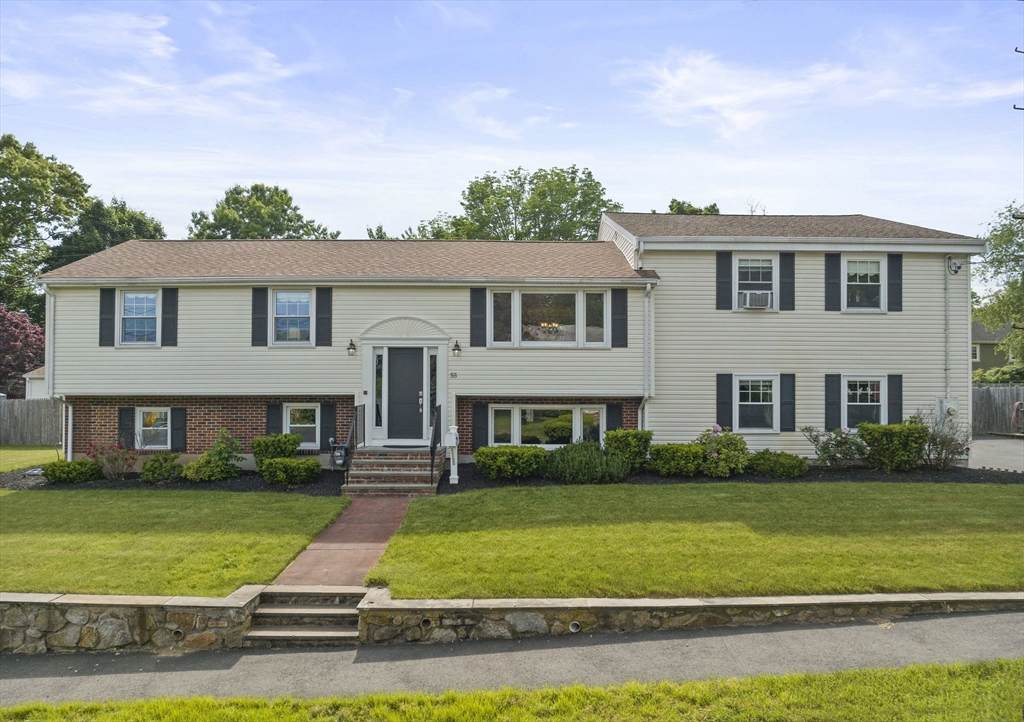 55 Solar Ave