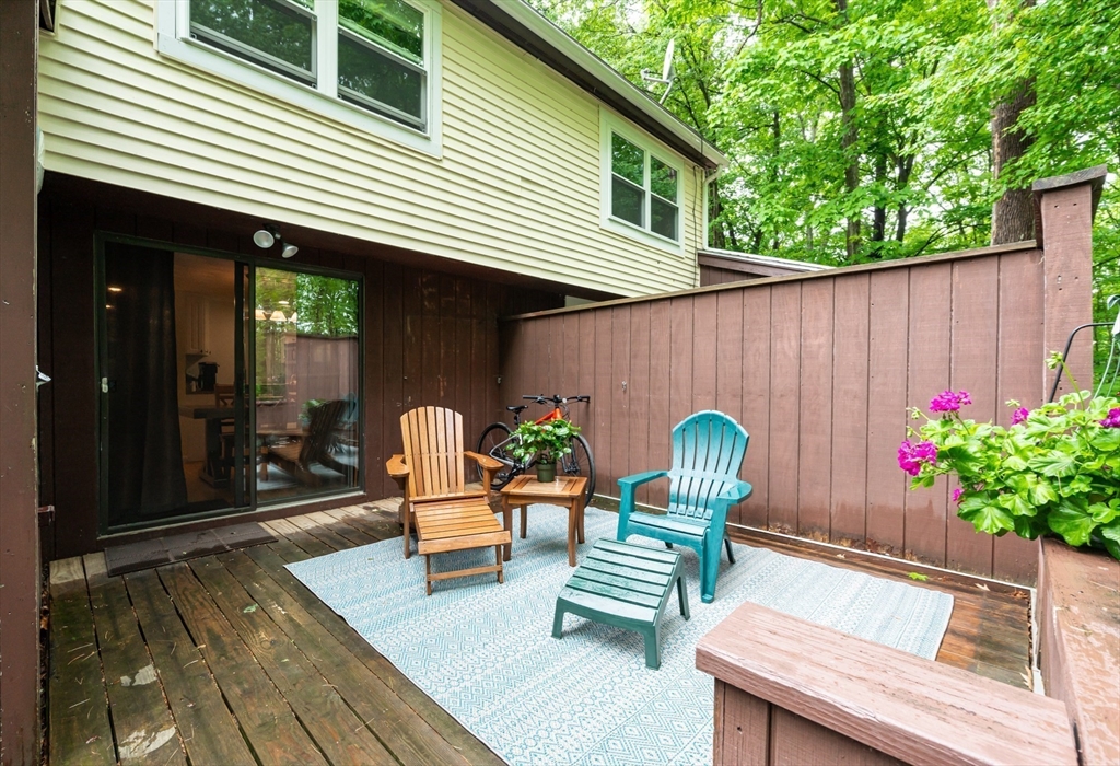 27 Adams Court # 27