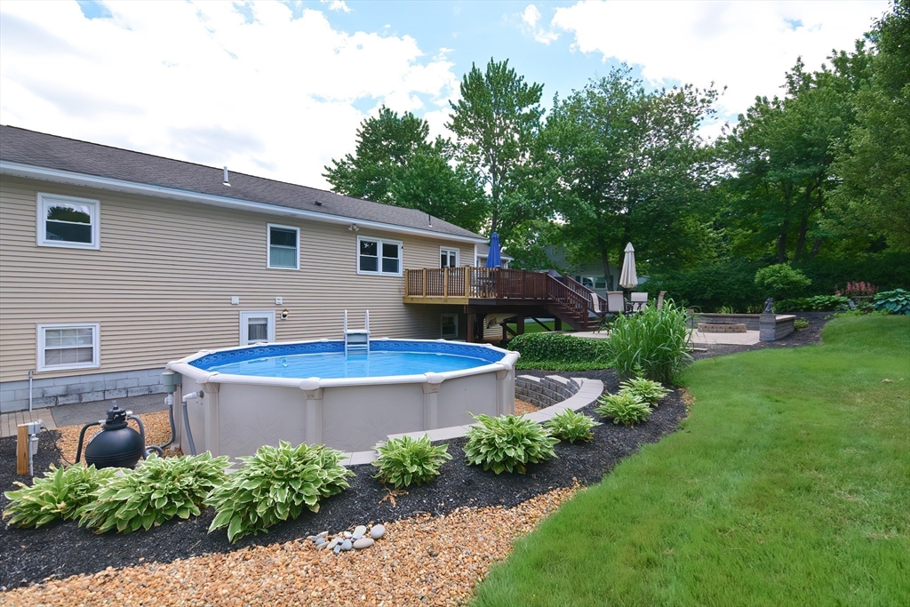 19 Anderson Dr