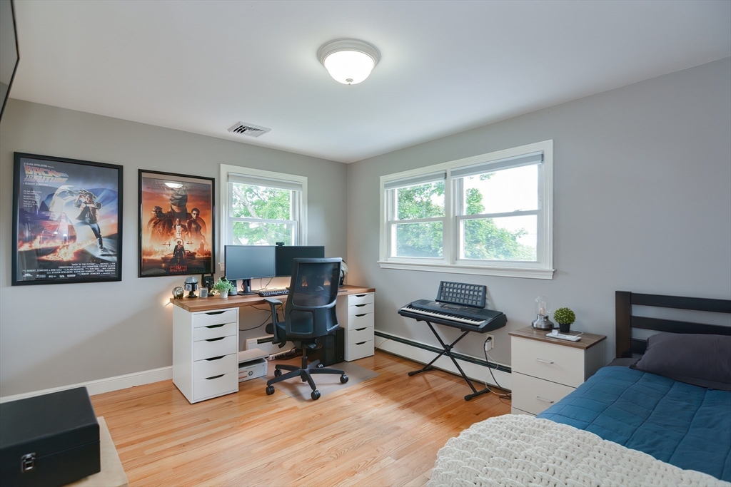 19 Anderson Dr