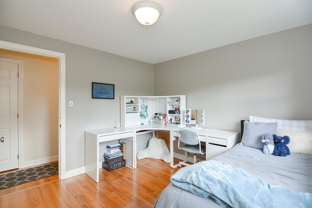 19 Anderson Dr