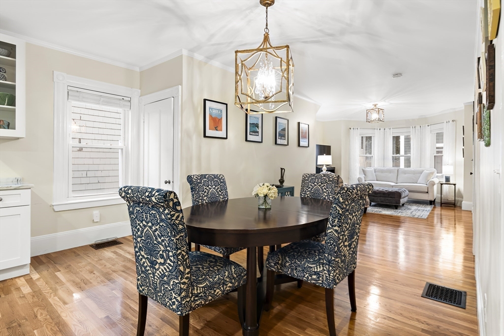 12 Rice St # 1