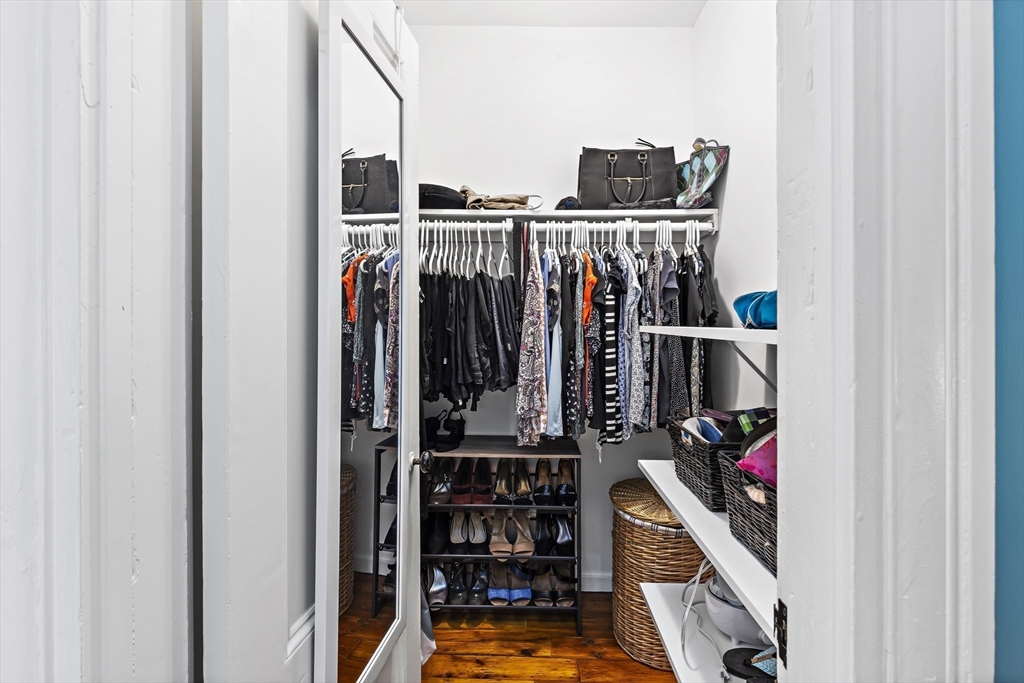 12 Rice St # 1