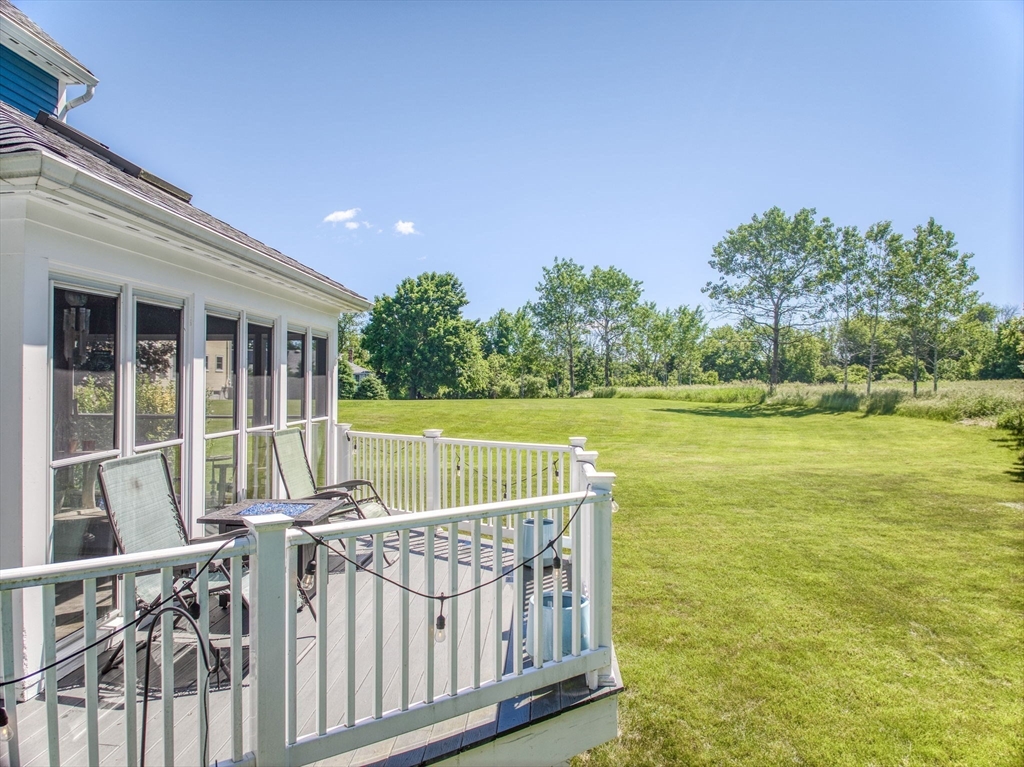 10 Mayflower Lane