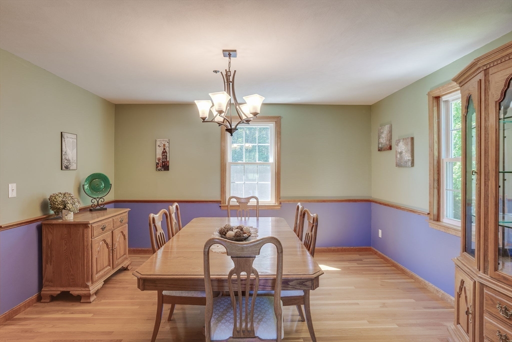 10 Mayflower Lane