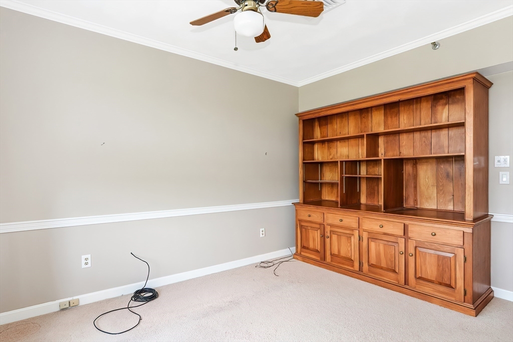22 Abigail Ave # 405