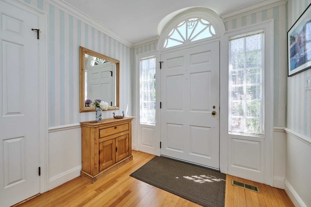 125 Cedar St