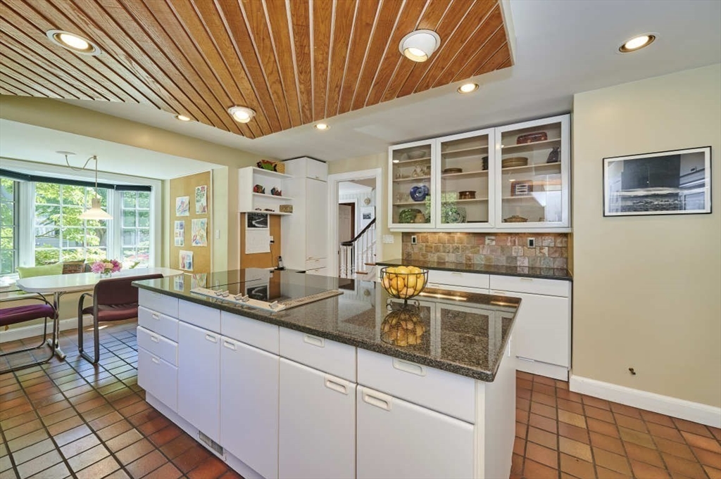 125 Cedar St