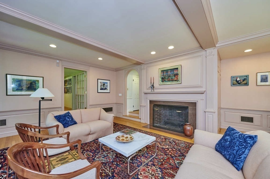 125 Cedar St