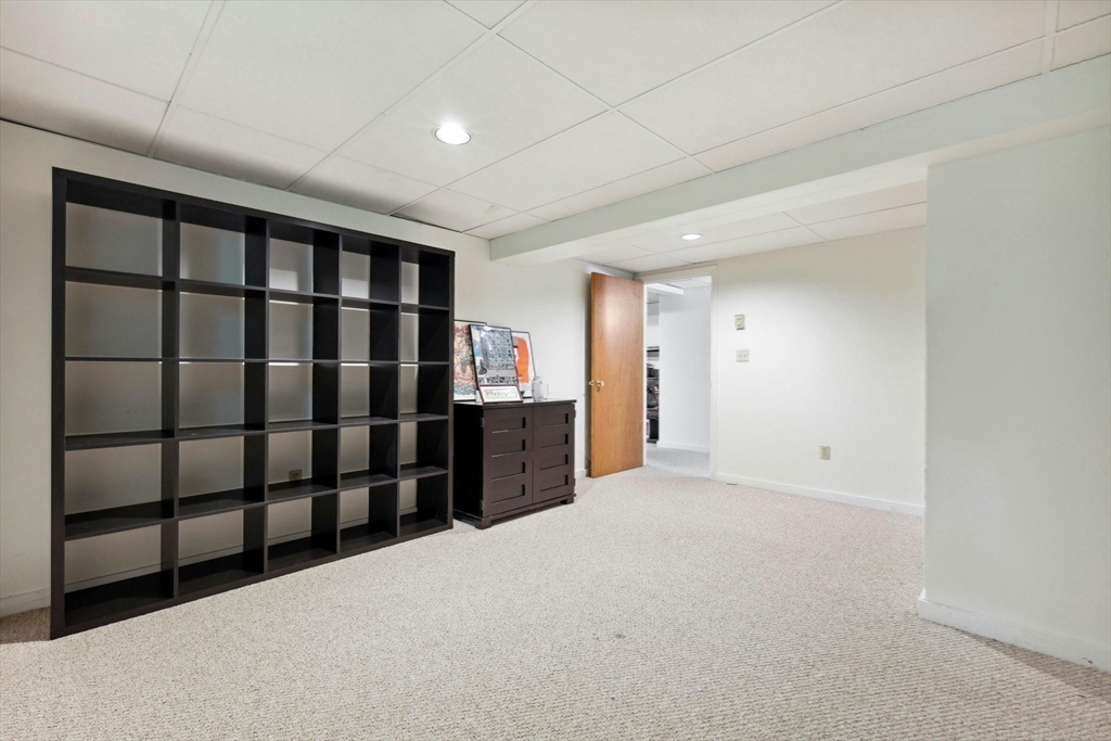 16 Faulkner Hill Rd