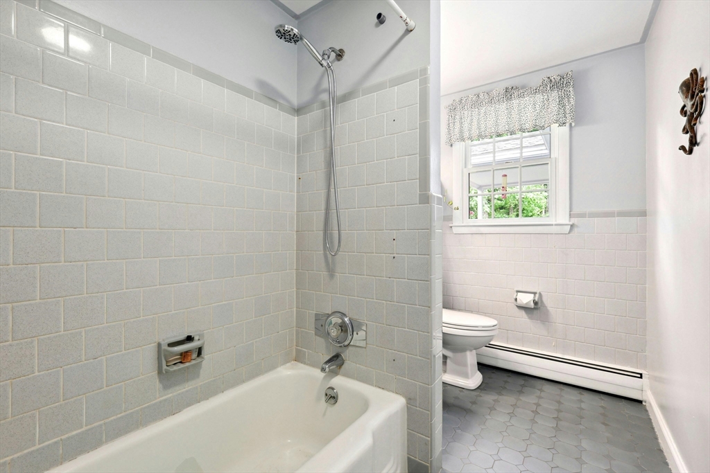 16 Faulkner Hill Rd