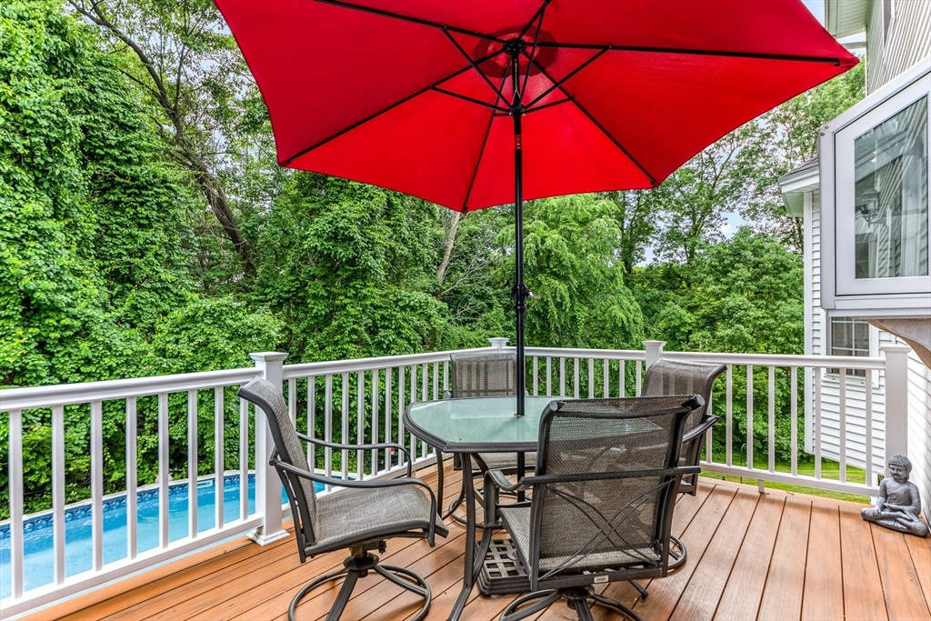 8 Avalon Court