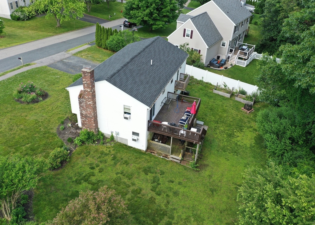 12 Redmen Dr