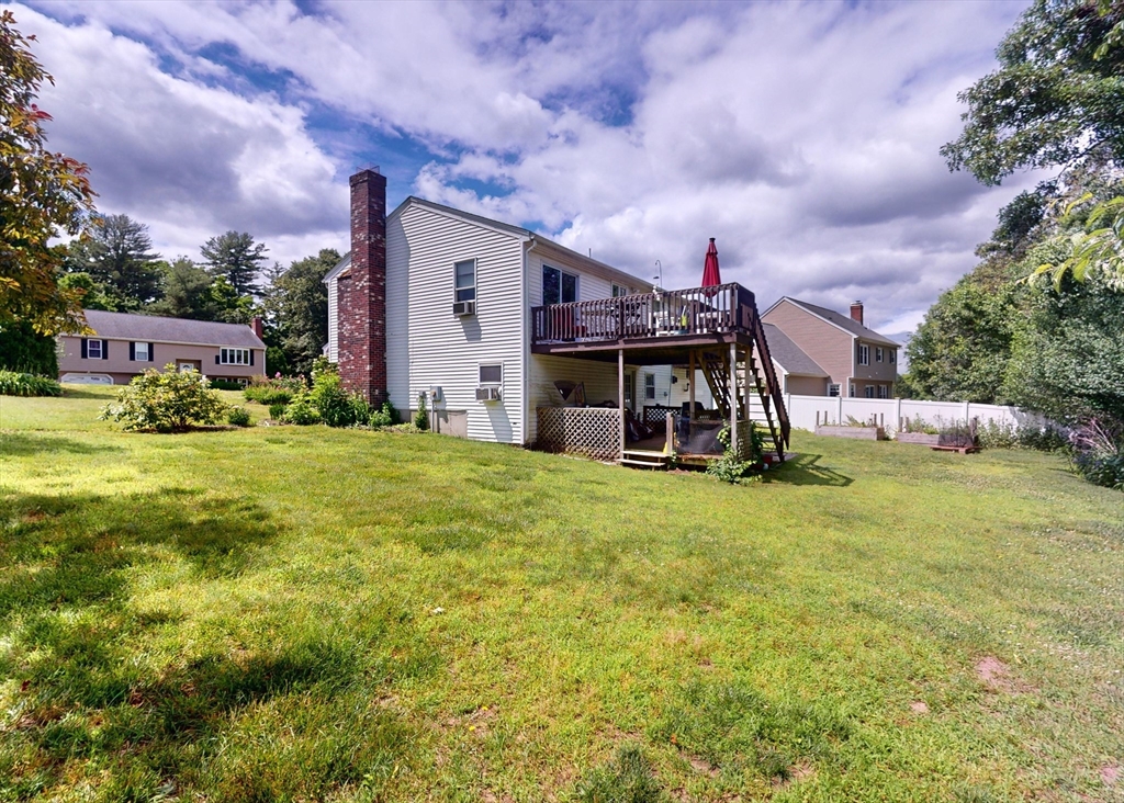 12 Redmen Dr