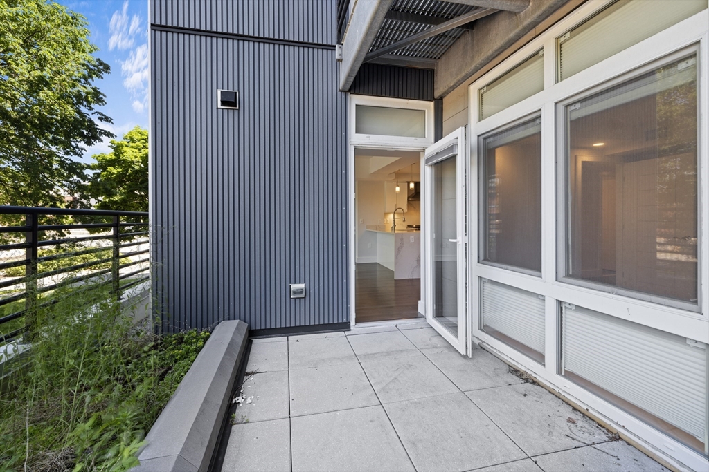 262 Monsignor O'brien Highway # 210