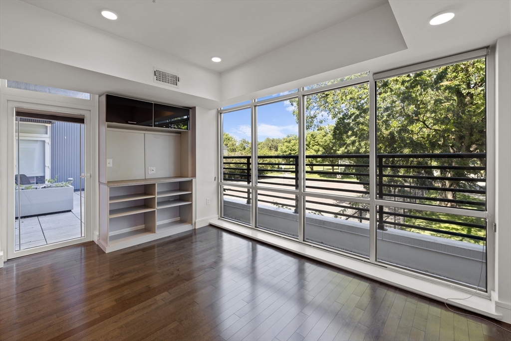 262 Monsignor O'brien Highway # 210