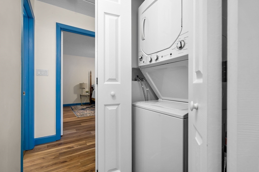 159 Main St # 8C