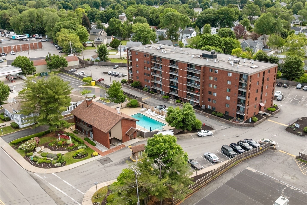 159 Main St # 8C
