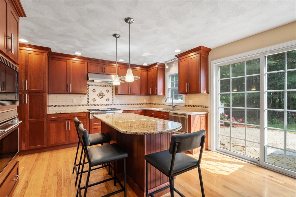2 Chesapeake Dr