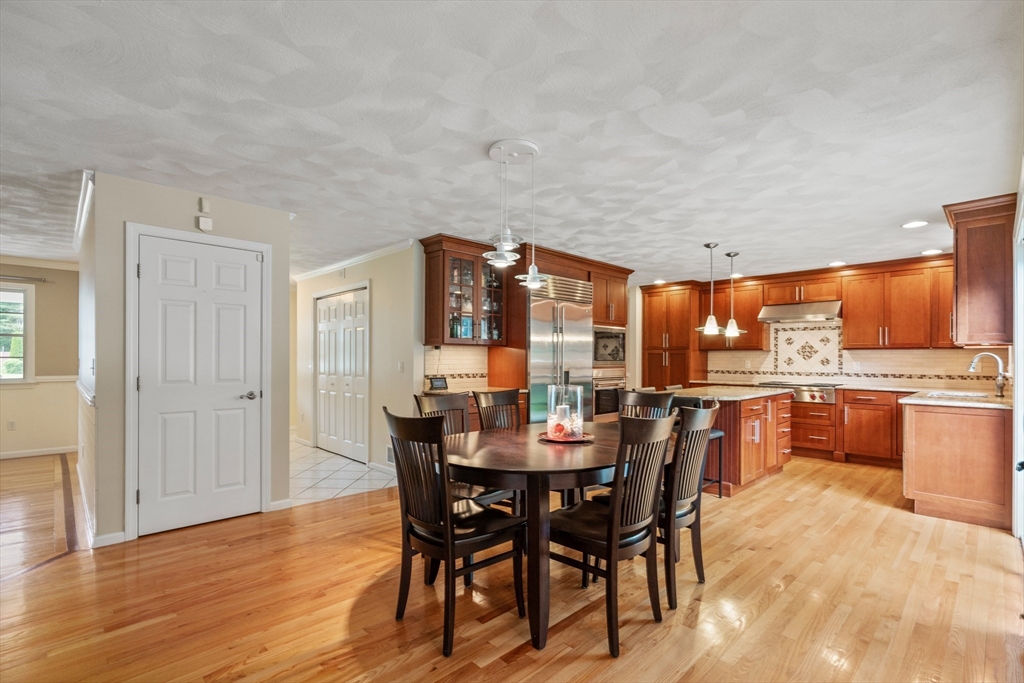 2 Chesapeake Dr