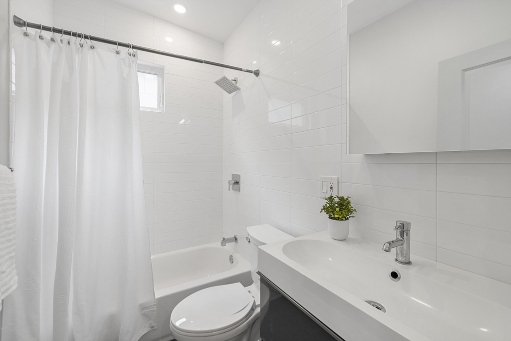 338 Hurley St # 3