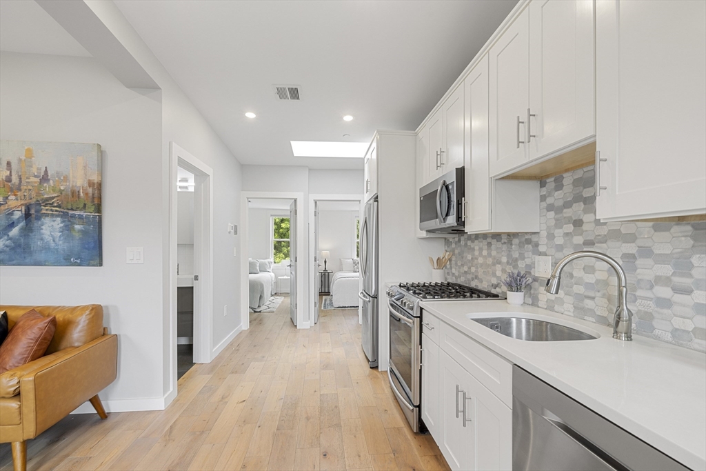 338 Hurley St # 3