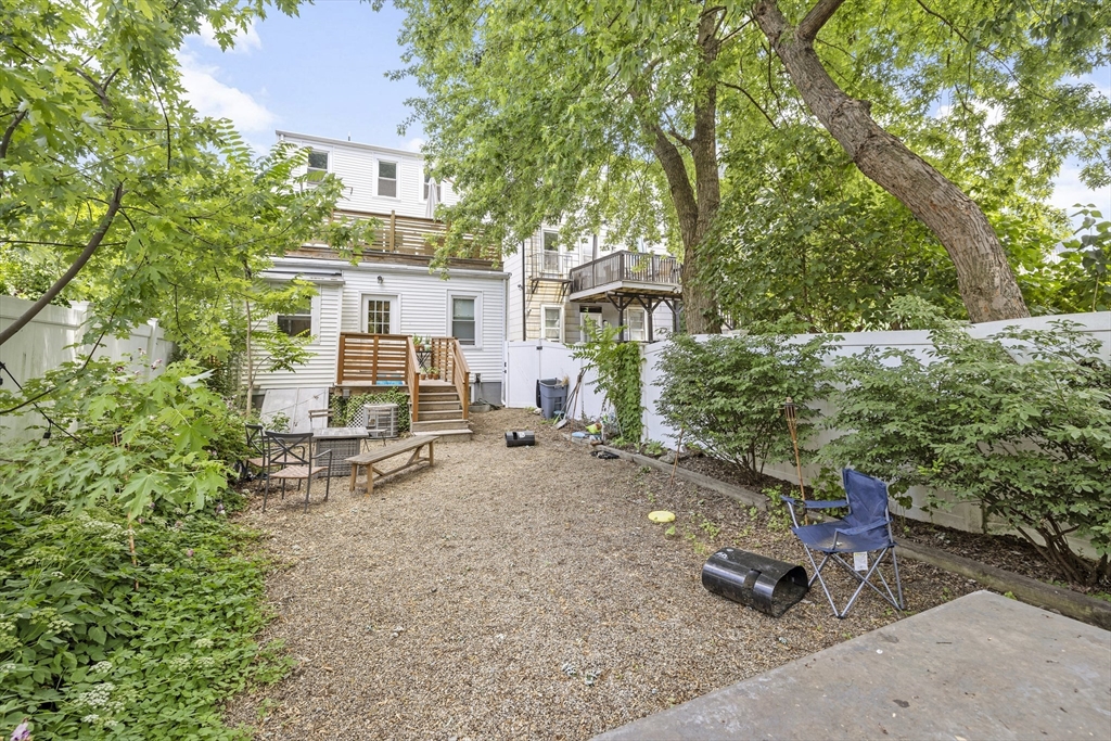 338 Hurley St # 3