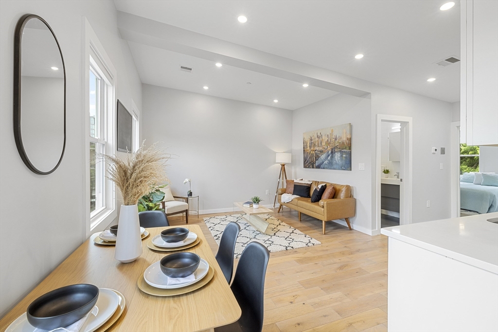338 Hurley St # 3