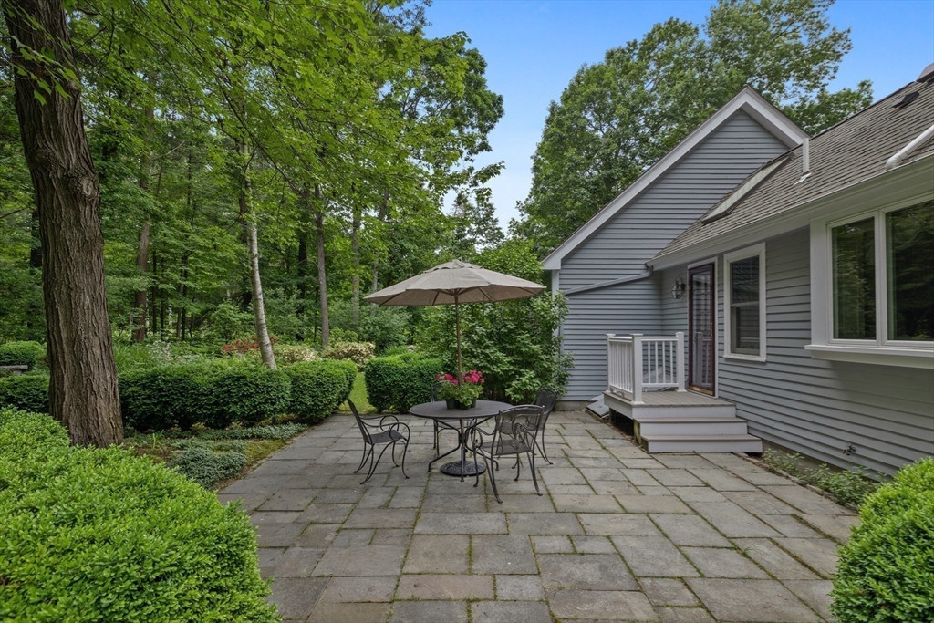 22 Algonquin Avenue