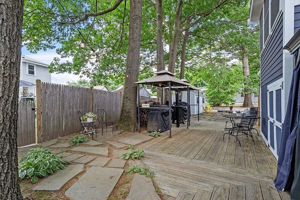 63 Mclaren Rd