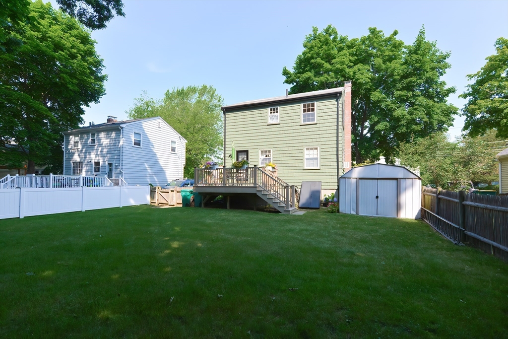 55 Winfield St