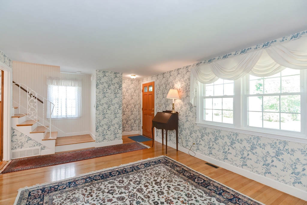 55 Winfield St