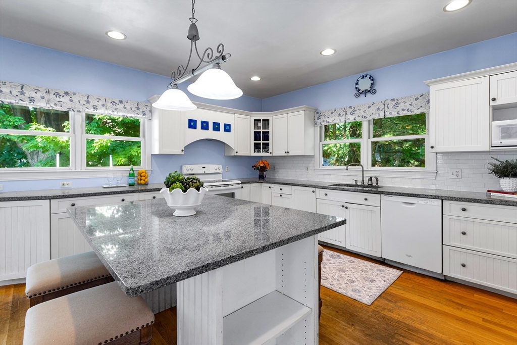 102 Gleason Rd
