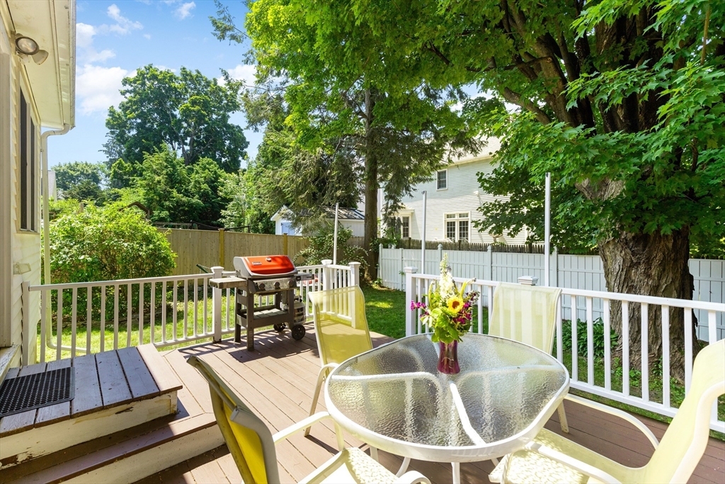102 Gleason Rd