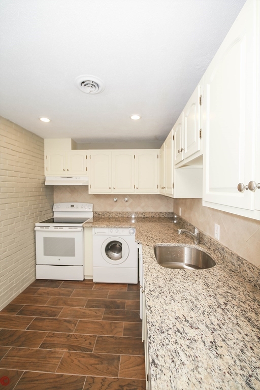 159 Concord Ave # 3C