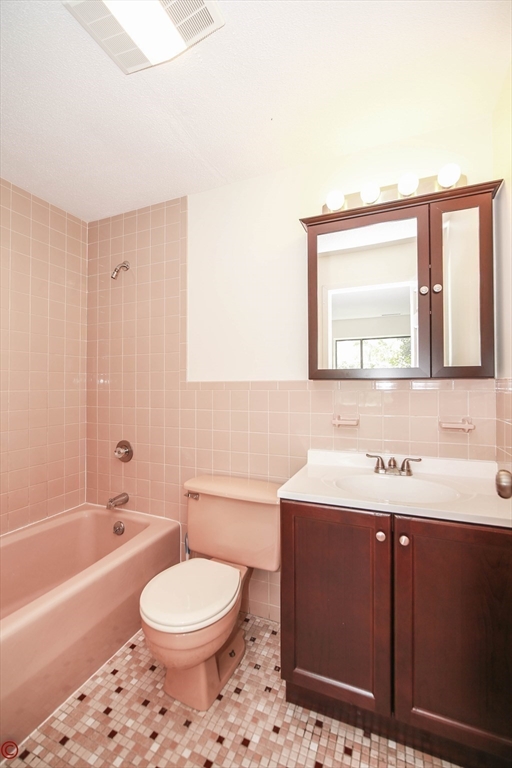 159 Concord Ave # 3C