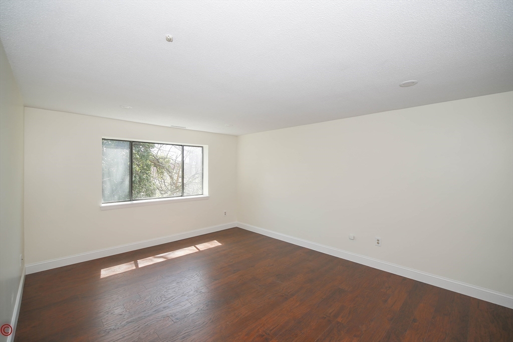 159 Concord Ave # 3C
