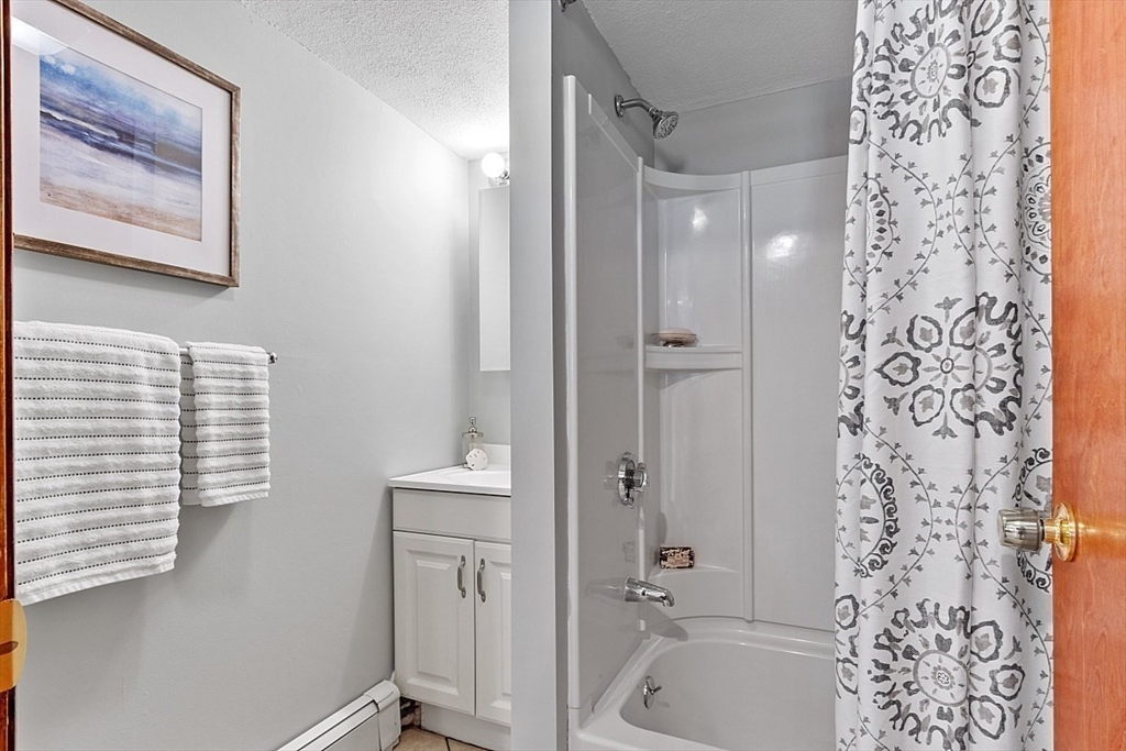 12 Clearview Ave