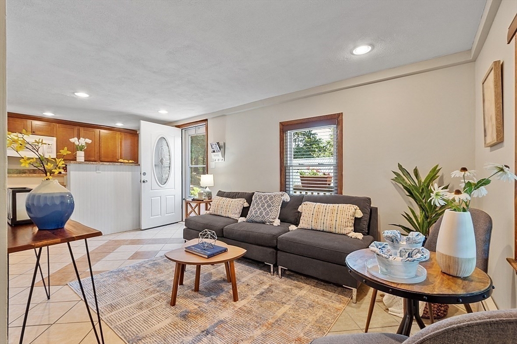 12 Clearview Ave
