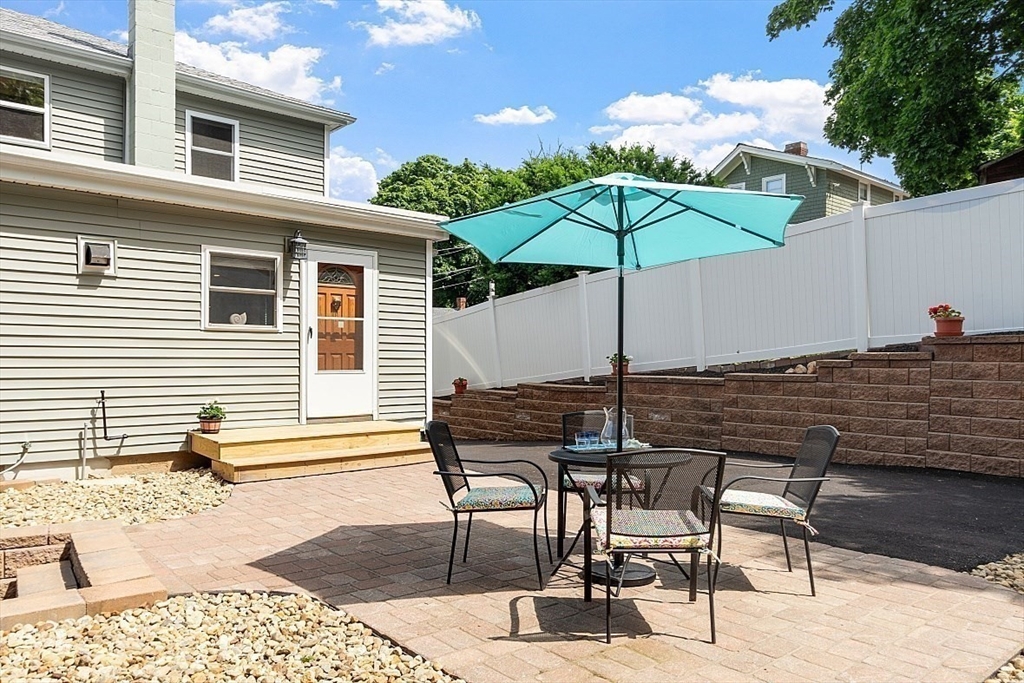 12 Clearview Ave