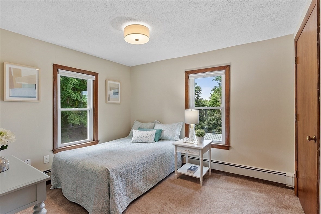 12 Clearview Ave