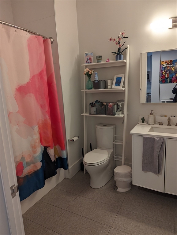 3193 Washington Street Unit: PH4